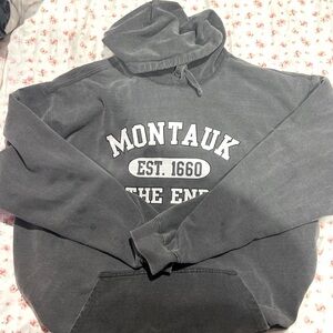 cute montauk hoodie ・❥・